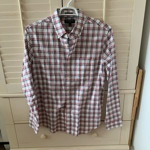 Banana Oxford button down, untucked style, L